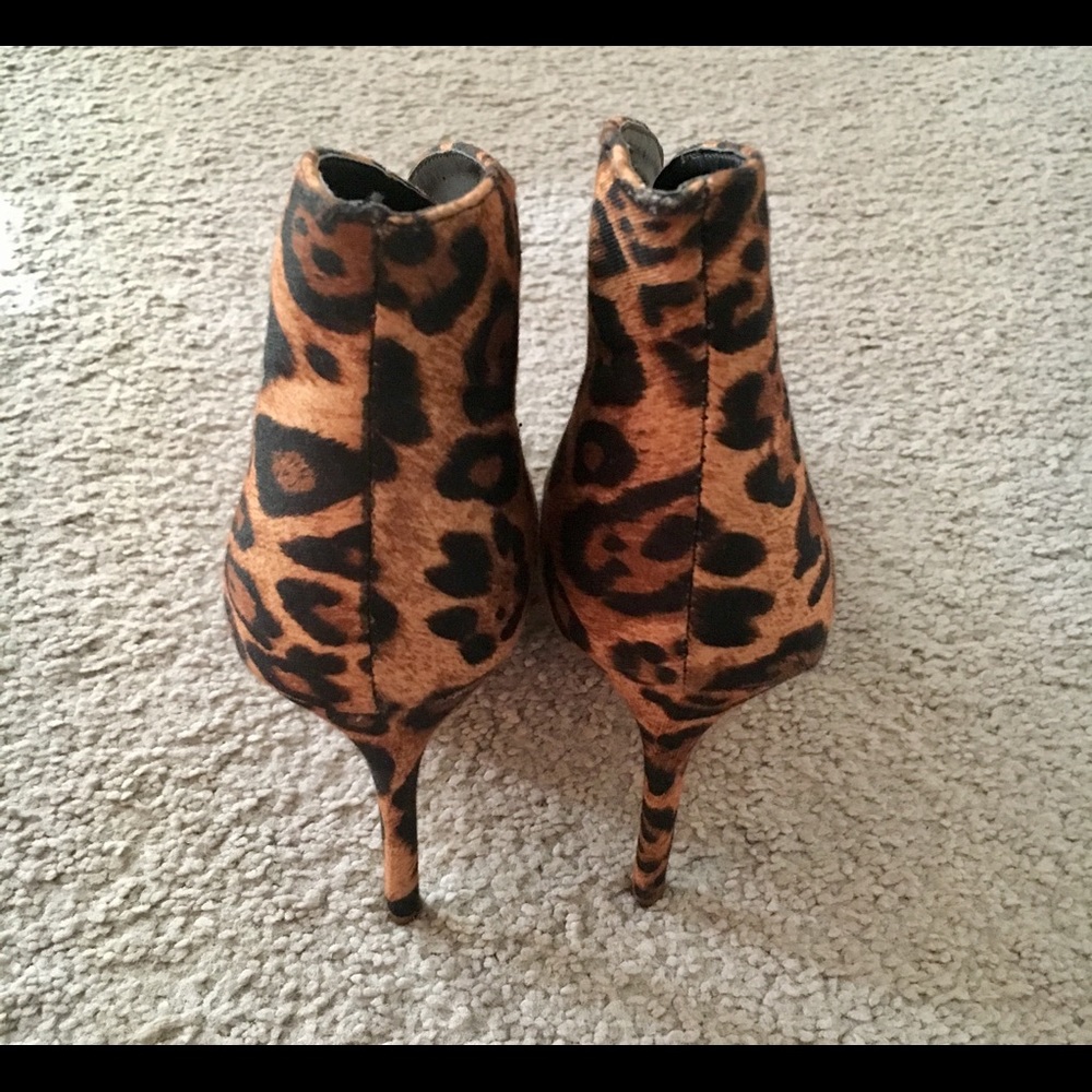 Leopard Bootie - Picture 3 of 4